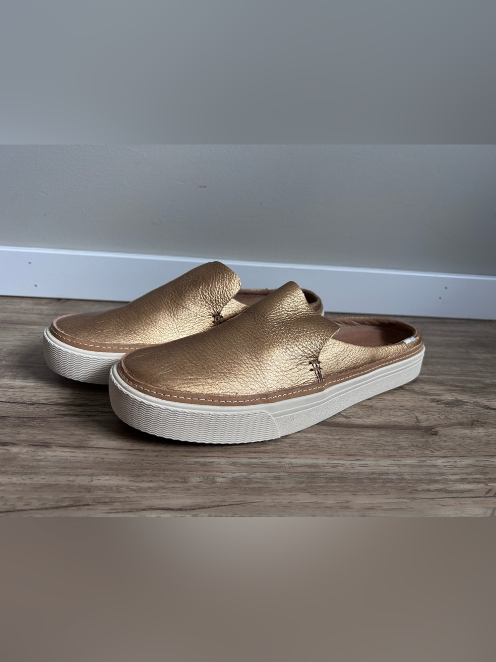 TOMS Sunrise Women's Leather Mule Sneaker - Gold Metallic Slip-On Platform